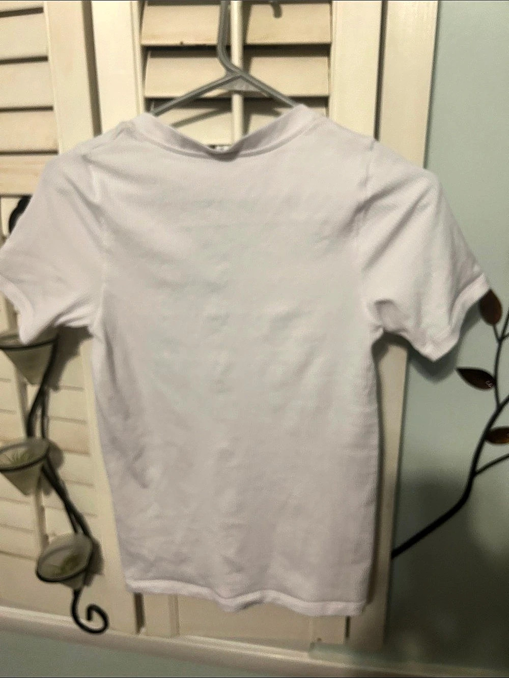 Athleta Renew Seamless V-Neck Tee White Size Small